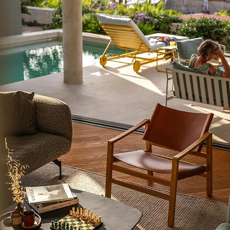 Seaview And Pool House Manu Vis