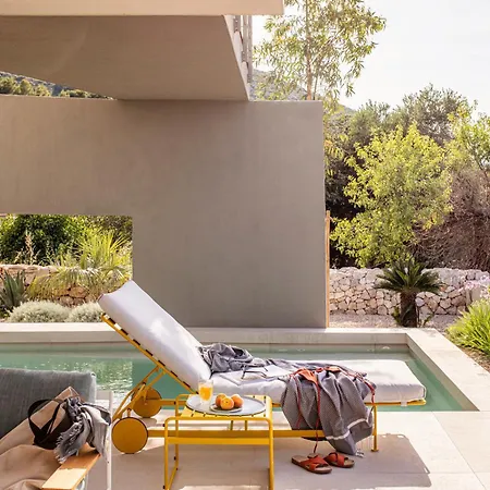 Seaview And Pool House Manu