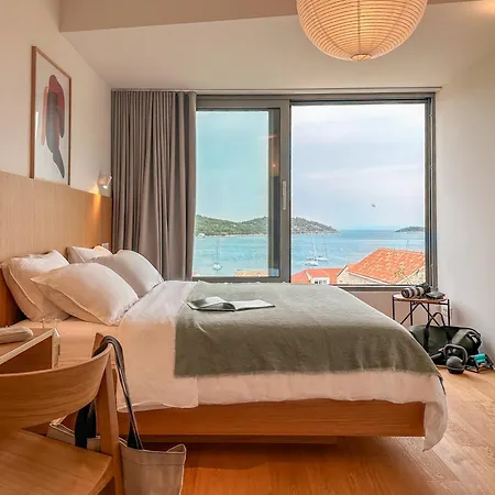 וילה Seaview And Pool House Manu