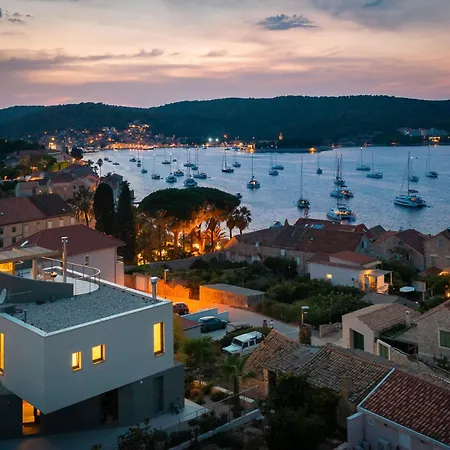 Seaview And Pool House Manu *