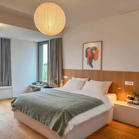 Seaview And Pool House Manu וילה