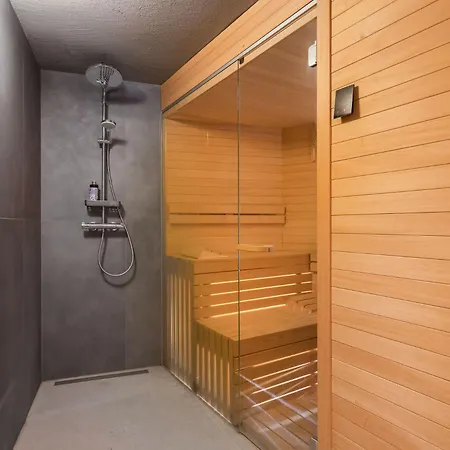 Seaview And Pool House Manu וילה *